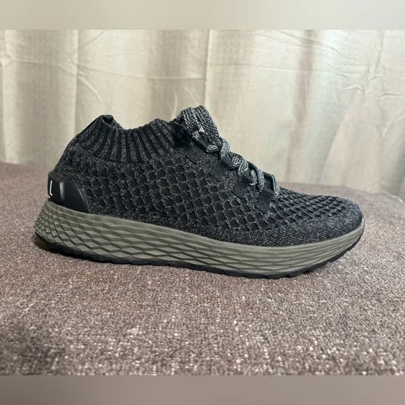Nobull Diamond Knit Runner Unisex Shoes Men Size 7.5 Women Size 9