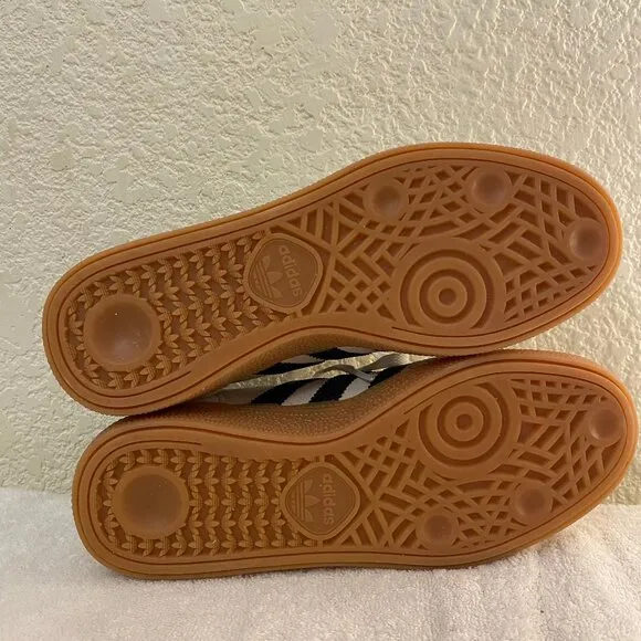 NWB Women Adidas Spezial Beige 100% Suede Athletic Sneakers Shoes Size 6.5-7