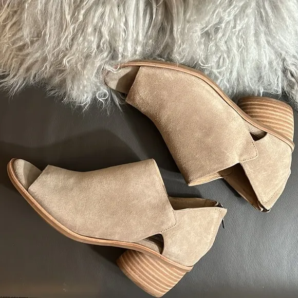 NWOB $149 Sofft Carleigh Comfort Shoes (Bin 45)