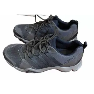 NWOB Adidas Mens 9 Terrex Adiprene Brown CM7726 shoes