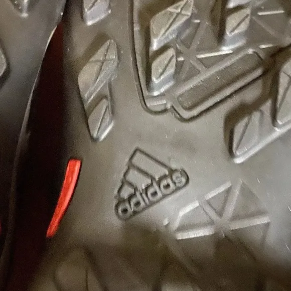 NWOB Adidas Mens 9 Terrex Adiprene Brown CM7726 shoes