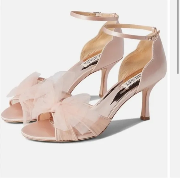 NWOB Badgley Mischka 'Terris' Heeled Tulle/ Bow/ Poof Sandal, Size 5.5