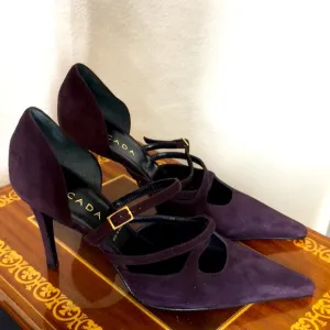 NWOB Escada 38 Plum Suede Heels