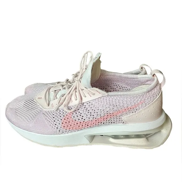NWOB Nike Air Max Flyknit Racer Low Soft Pink W Shoes Women's US11.5 FJ4577-100