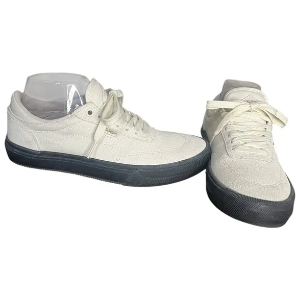NWOB VANS Gilbert Crockett Antique White/Black Leather/Textile Sneaker Men’s 6.5