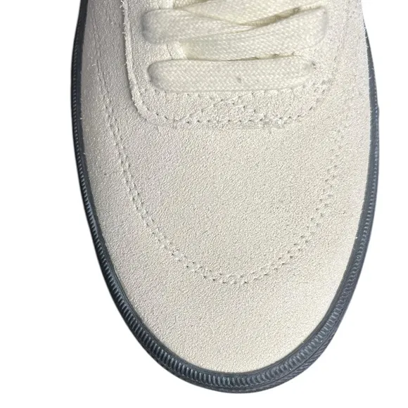 NWOB VANS Gilbert Crockett Antique White/Black Leather/Textile Sneaker Men’s 6.5
