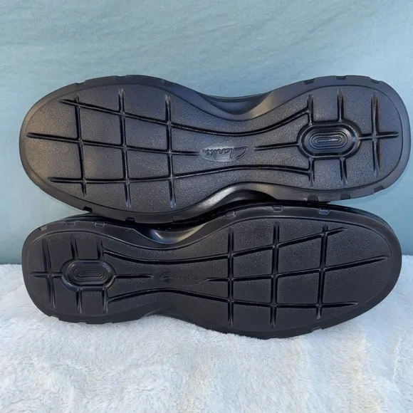 NWOT Clarks Men's Gessler Lace Up Dress Shoes US 8.5 Black, Collection Comfort