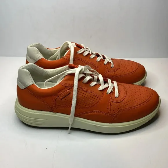 NWOT Ecco Orange Leather Soft 7 Lace Up Sneaker