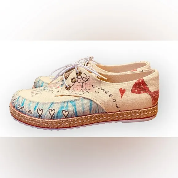NWOT Goby Chic Cute Sneakers Shoes SZ 10