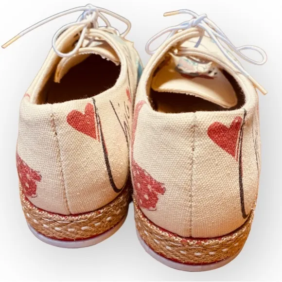 NWOT Goby Chic Cute Sneakers Shoes SZ 10