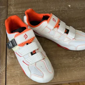 NWOT Peloton spinning shoes sz 43 white with orange men sz 10