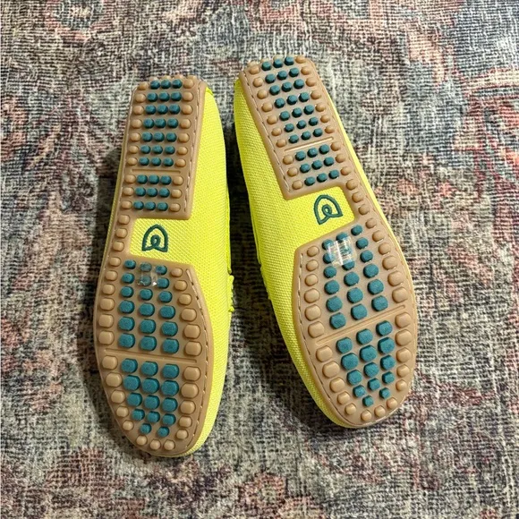 NWOT Rothy’s The Driver Loaferin Limon Size 8