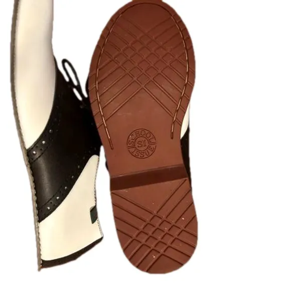 NWOT School Issue Varsity Saddleback Loafers White Black Shoes