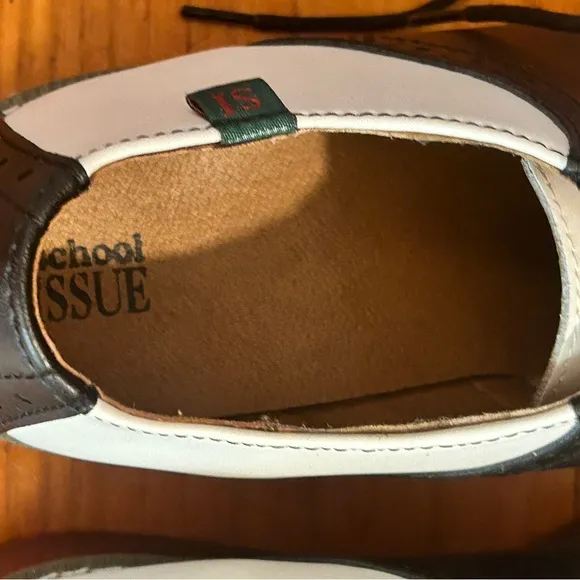 NWOT School Issue Varsity Saddleback Loafers White Black Shoes