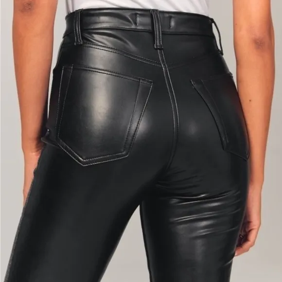 NWT Abercrombie and Fitch Jeans Mixed Fabrics The Ankle Straight Ultra High Rise