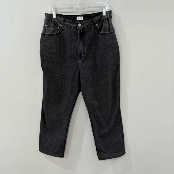 NWT Abercrombie and Fitch Jeans Mixed Fabrics The Ankle Straight Ultra High Rise