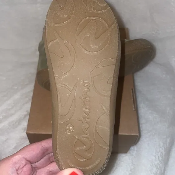 NWT NATURINO COCOON Suede First-Steps Shoes in Army green