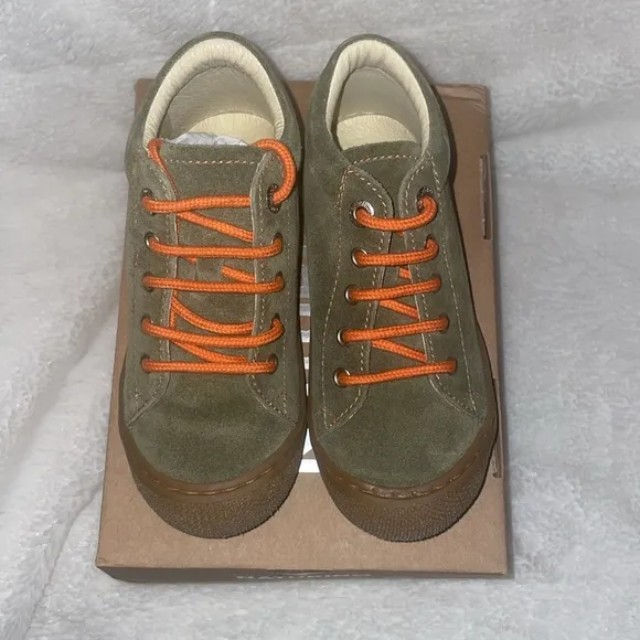 NWT NATURINO COCOON Suede First-Steps Shoes in Army green