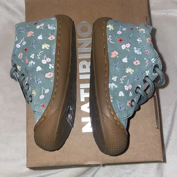 NWT NATURINO COCOON Suede first-steps shoes in Sage