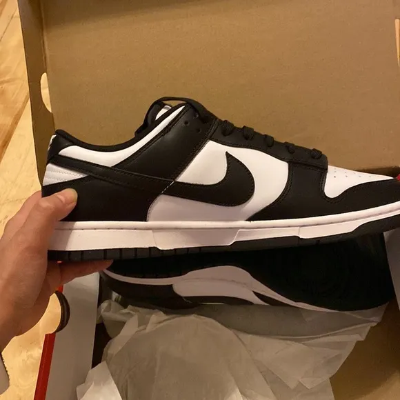 NWT Nike shoes