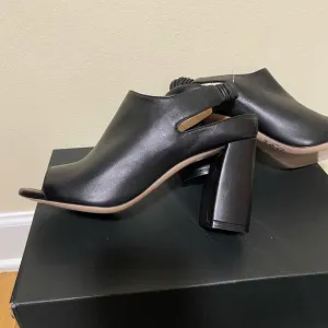 NWT Stuart Weitzman Leather brand new women shoes