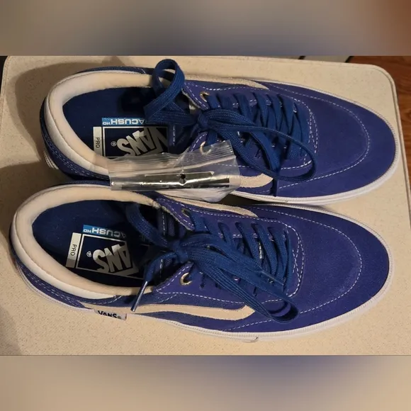 NWT | Vans | Gilbert Crockett | Men's Suede Shoes Sneakers | Men's 7.0
