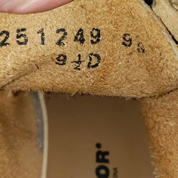 Oak Harbor Suede Leather Desert Boots Chukka Shoes