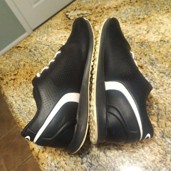 Oakley Men's Ripcord Golf Shoes Ortholite Soft Spike Black/White Leather Sz 11.5