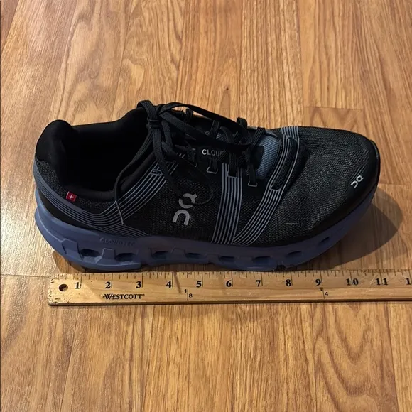 On Cloudgo Sneakers Athletic Shoes Men's Size 9.5