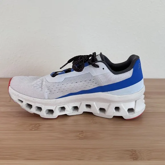 ON Woman's Cloudmonster, Frost/Cobalt, Size 7.5