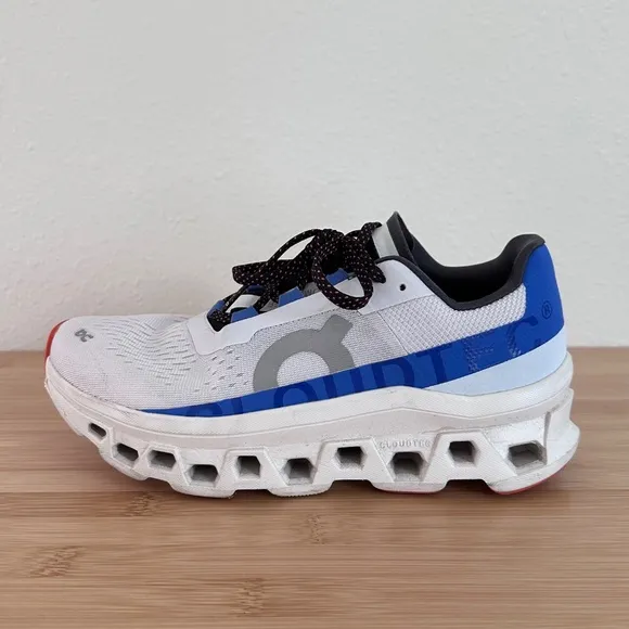 ON Woman's Cloudmonster, Frost/Cobalt, Size 7.5