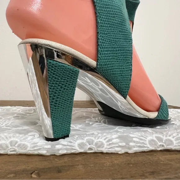Onex Green Italian Leather Heeled Sandals