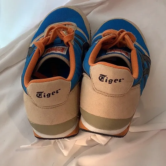 Onitsuka Tiger Unisex Shoes CAN'T BUY THESE N THE US Made by Japanese Precision