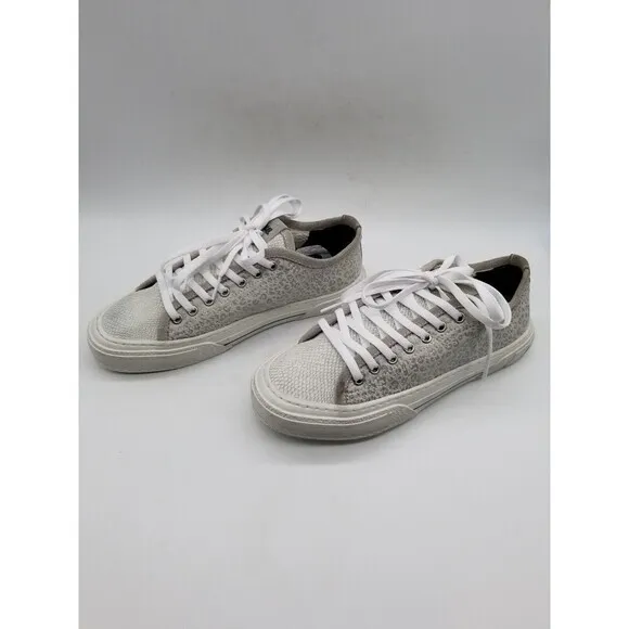P448 Womens Gray Animal Print Lace Up Low Top Sneaker Shoes US 6.5 EUR 37