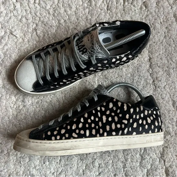 P448:John Spotted Black Cream &quot;Cowiena&quot; Calf Hair Leather Lace Up Sneakers Sz 39