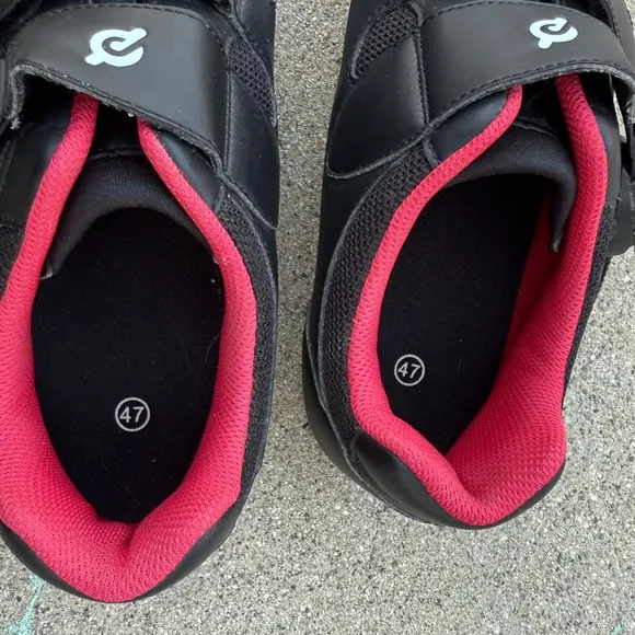 Peloton Cycling Shoes- Mens- Size 47- Black Red- [PL-SH-B-47]- Low Top- Comfort