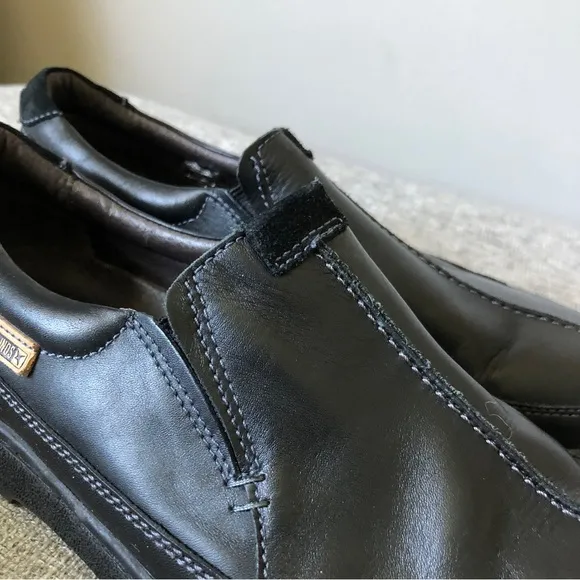 Pikolinos black loafer shoes leather 42