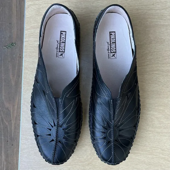 Pikolinos Jerez Floral Leather Moccasin Loafers NWOT Black Sz 41 EU/10-10.5 US