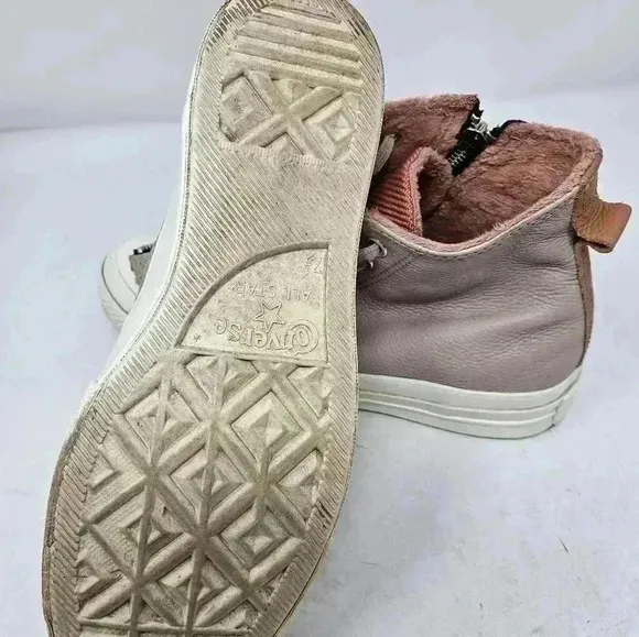 Pink leather Chuck Taylor's 9.5w
