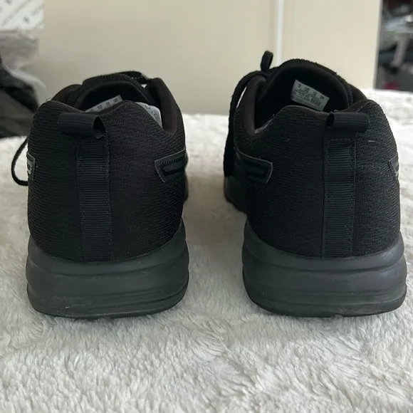 Puma Black Soft Foam   Shoes, Size 12