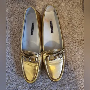 RALPH LAUREN Purple Label Made In Italy Gold Loafers Size 10B
