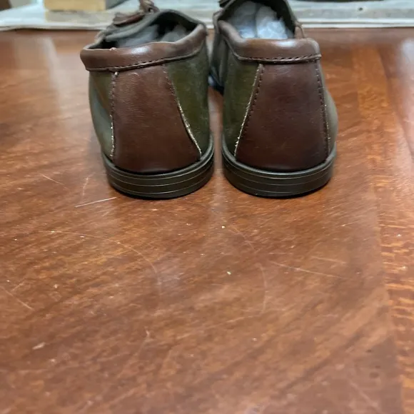 RARE GH Bass &amp; Co Weejuns Loafers Shoes Leather Tassel Kiltie Loafers 9 M