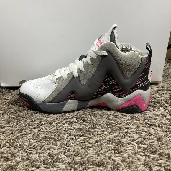 Reebok Kamikaze II Mid Breast Cancer Awareness Men 6.5 Gray Pink Shoes sneakers