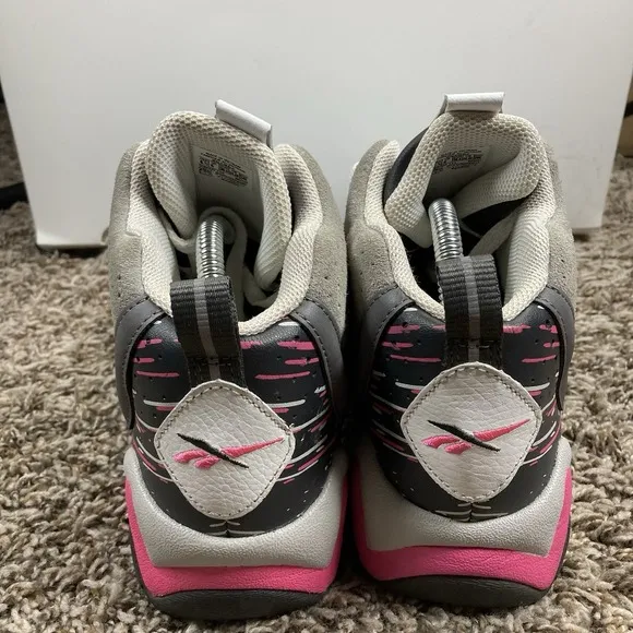 Reebok Kamikaze II Mid Breast Cancer Awareness Men 6.5 Gray Pink Shoes sneakers