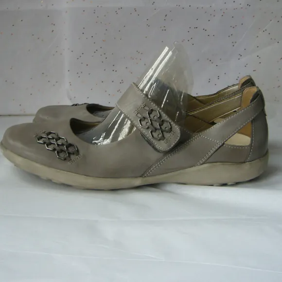 Rieker Gray Leather Mary Jane Comfort Shoe 39 EUC!