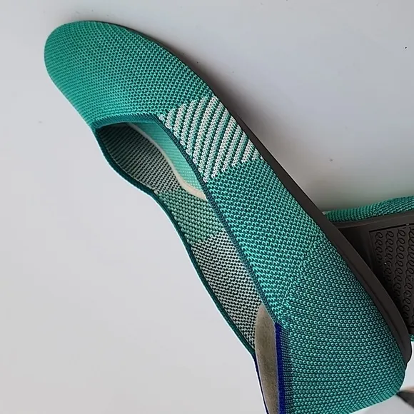ROTHY's Mint Green Round Toe Flat Shoes - Women's 9