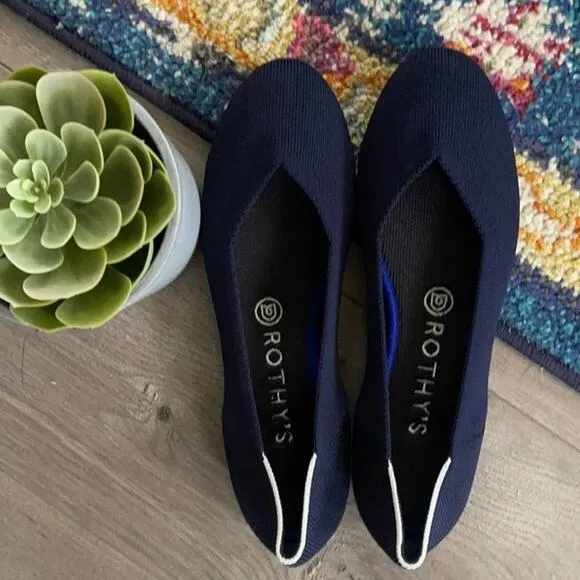 Rothy’s navy blue size 7 retired white halo woman’…