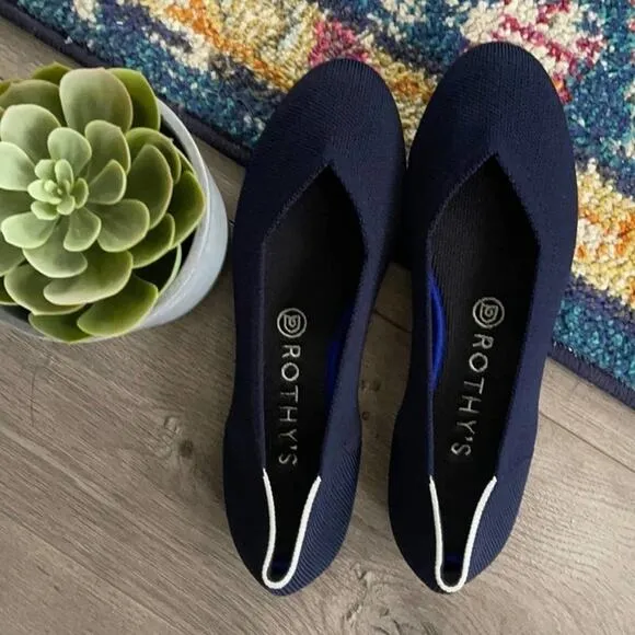 Rothy’s navy blue size 7 retired white halo woman’…