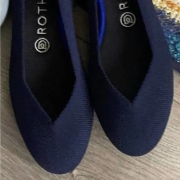 Rothy’s navy blue size 7 retired white halo woman’…