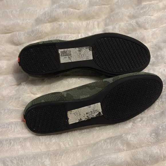Rothy's - The Loafer in Camo 9.5